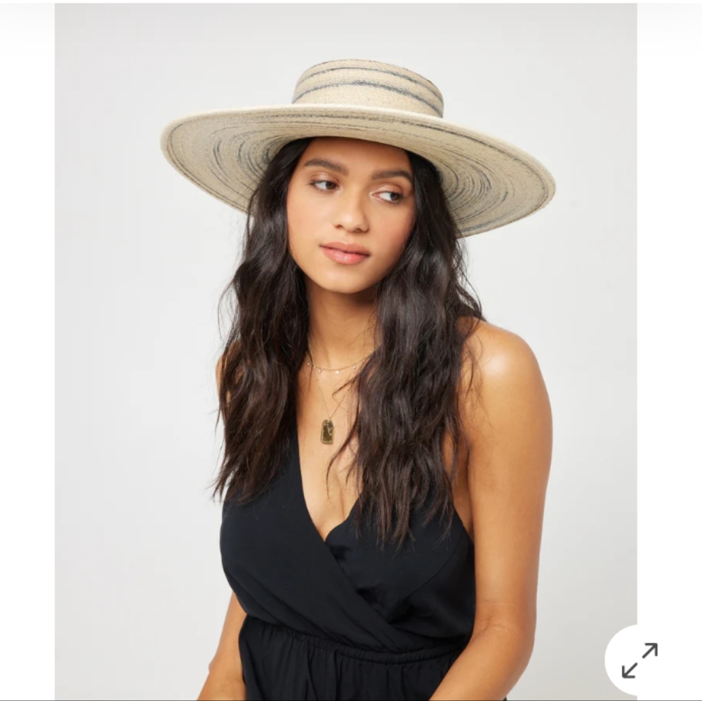 LSpace Punalu 100% Palm Hat NWT Retailing $165 One Size